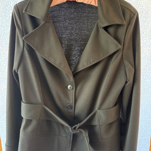 Harve Benard Jackets & Blazers - Harve Benard‎ Black Belted Career Wear Jacket